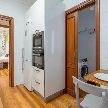 Ybarra By People Appartement