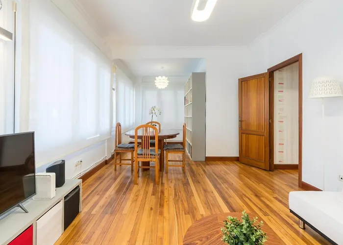 Ybarra By People Appartement