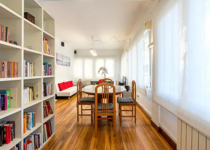 Ybarra By People * بلباو